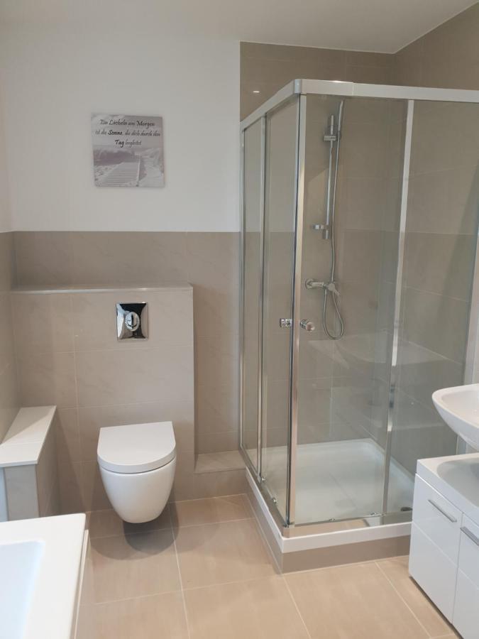 Ferienwohnung Mit Jacuzzi Naehe Flughafen Koeln Bonn โทรสดอร์ฟ ภายนอก รูปภาพ
