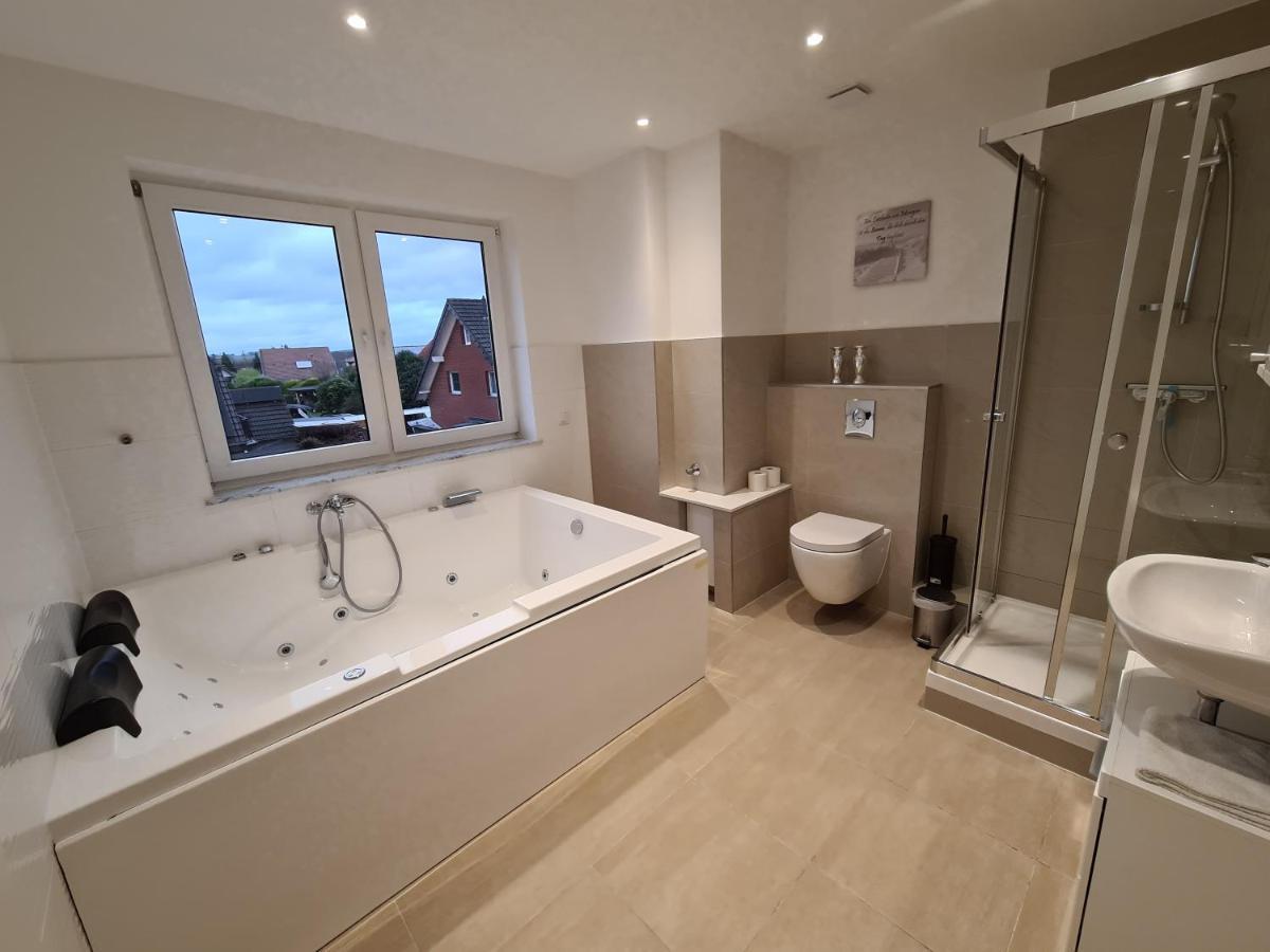 Ferienwohnung Mit Jacuzzi Naehe Flughafen Koeln Bonn โทรสดอร์ฟ ภายนอก รูปภาพ