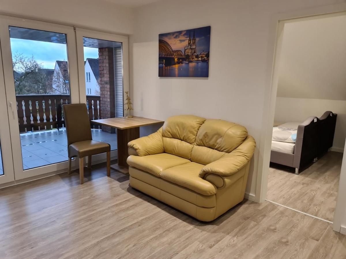 Ferienwohnung Mit Jacuzzi Naehe Flughafen Koeln Bonn โทรสดอร์ฟ ภายนอก รูปภาพ